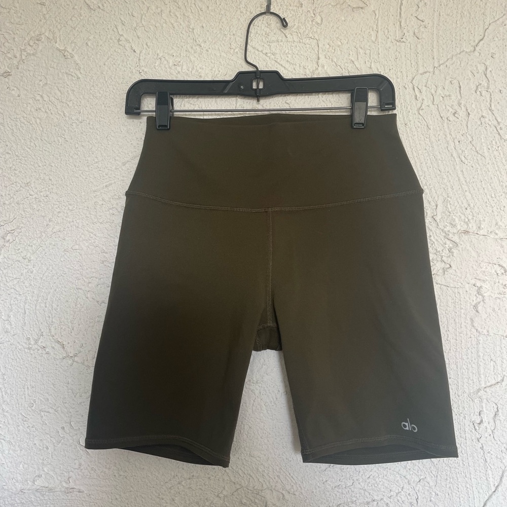 Alo biker shorts